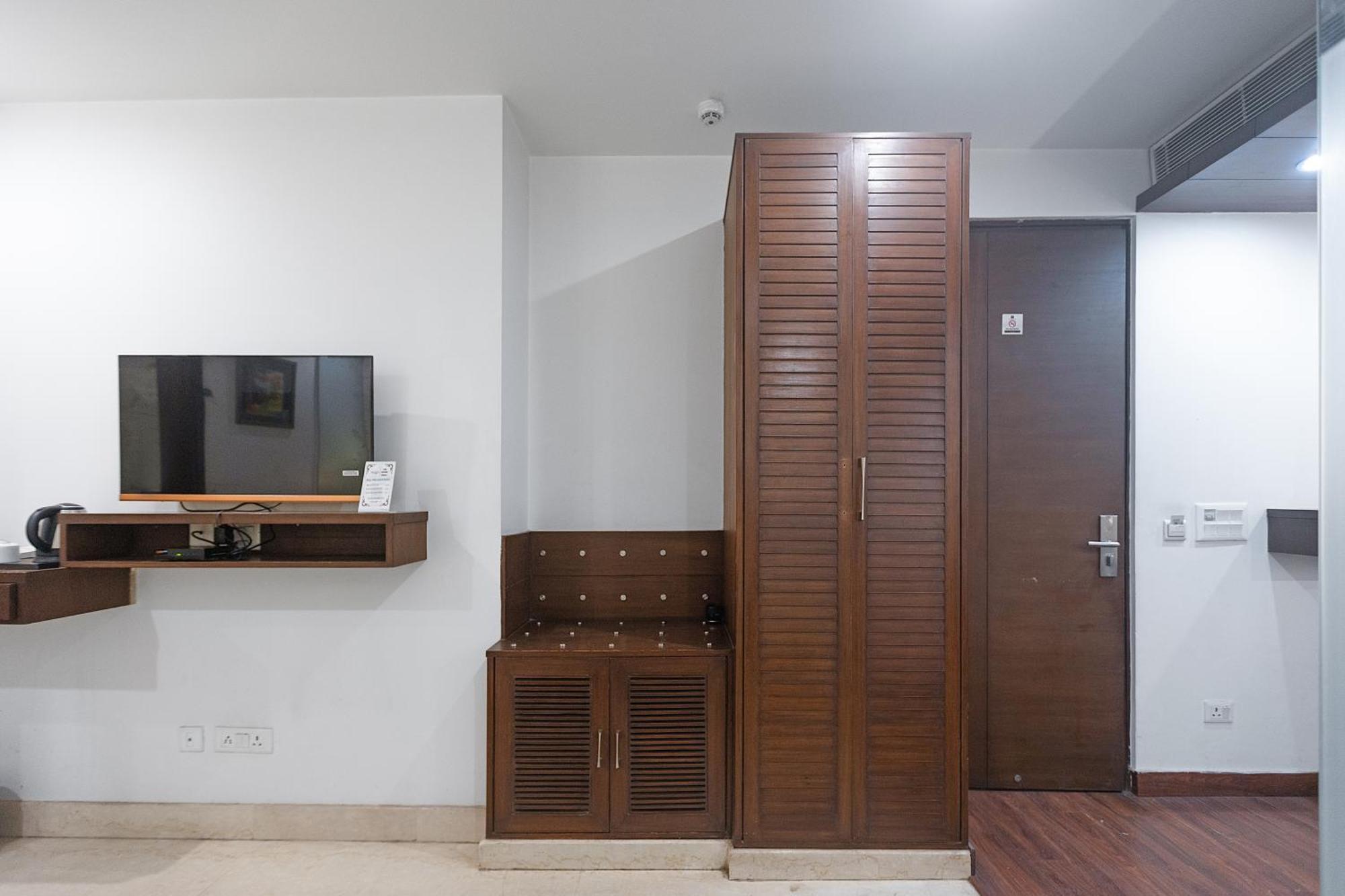 The Grand Vikalp By Saga Hotels Nuova Delhi Esterno foto