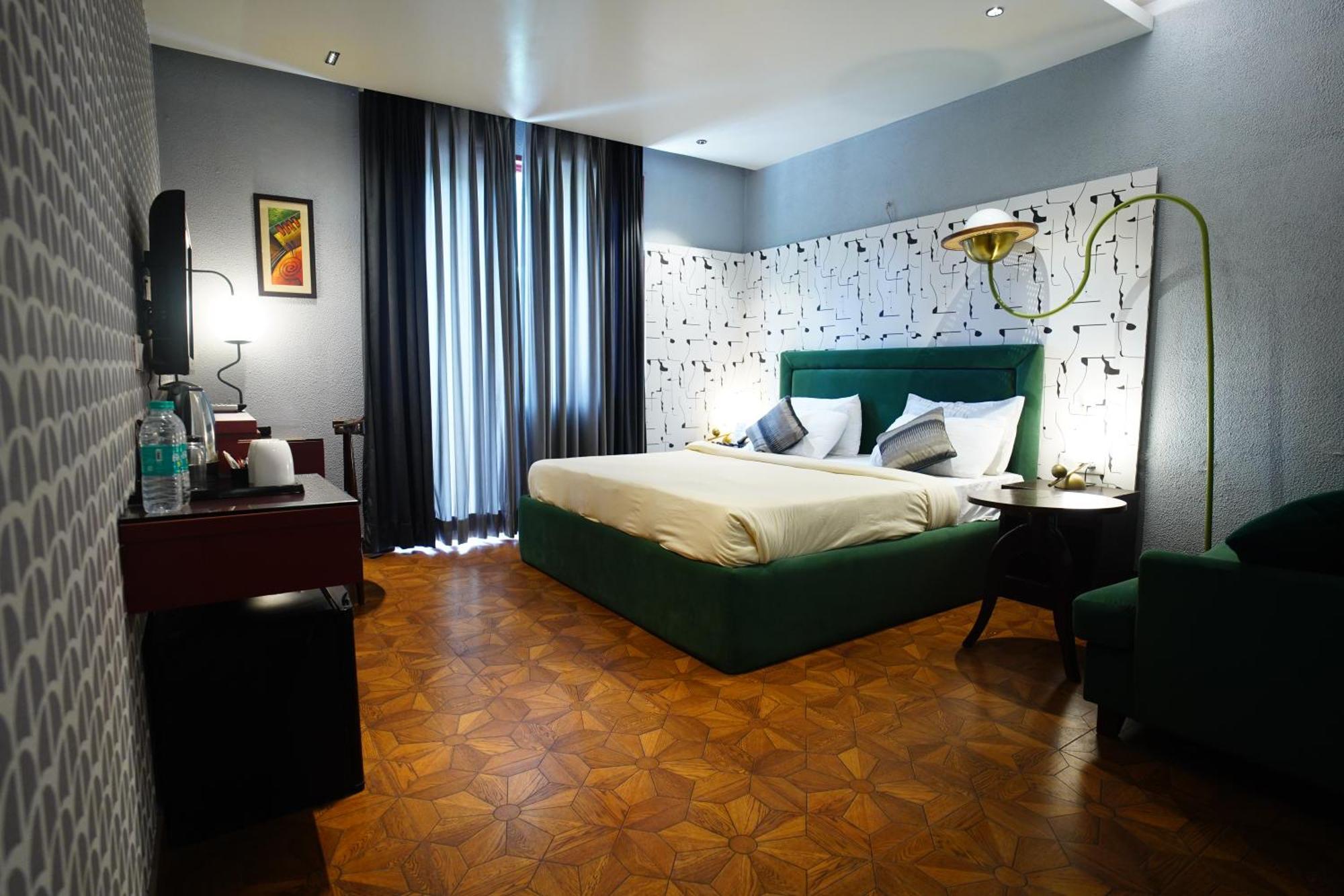 The Grand Vikalp By Saga Hotels Nuova Delhi Esterno foto